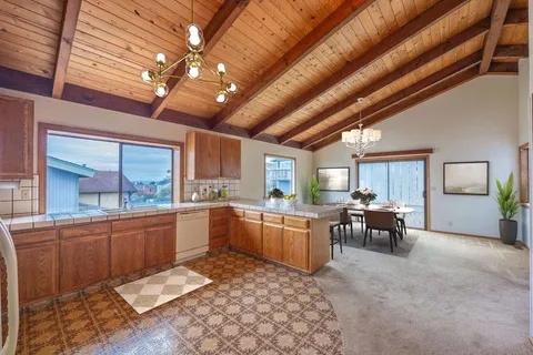 $1,487,000 | 583 Sierra Street, Moss Beach, CA 94038