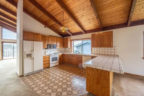 $1,487,000 | 583 Sierra Street, Moss Beach, CA 94038