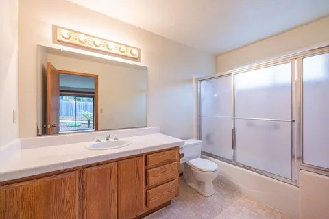 $1,487,000 | 583 Sierra Street, Moss Beach, CA 94038