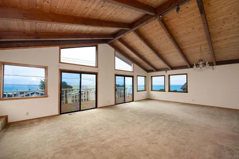 $1,487,000 | 583 Sierra Street, Moss Beach, CA 94038