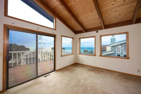 $1,487,000 | 583 Sierra Street, Moss Beach, CA 94038