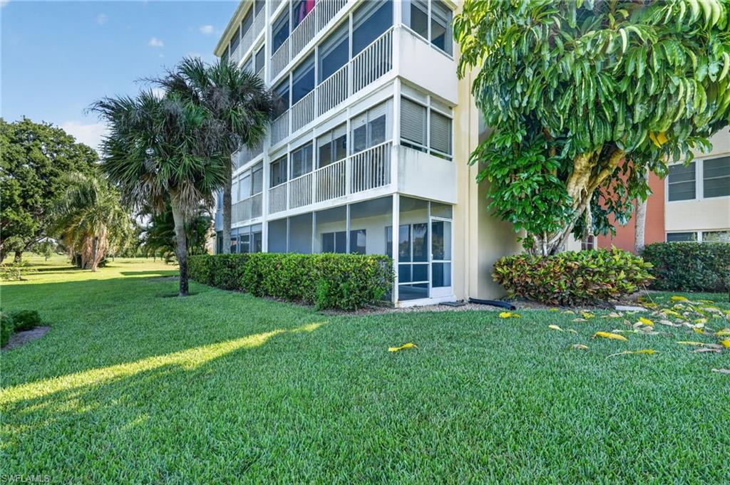 200 Pebble Beach Boulevard, Unit D103 Naples, FL 34113 - Photo 34 of 46