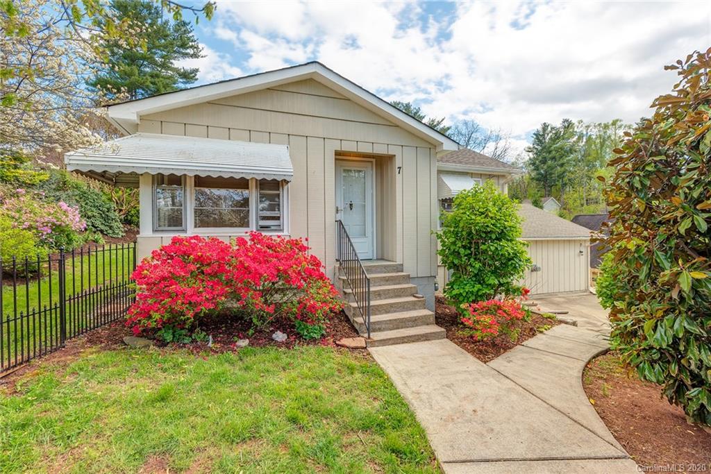 7 West Raleigh Road Asheville, NC 28803 - Photo 1 of 37 Gallery Image 1