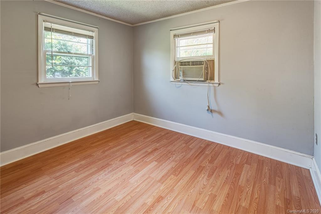 7 West Raleigh Road Asheville, NC 28803 - Photo 16 of 37 Gallery Image 16
