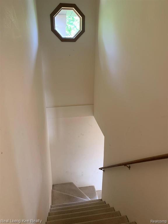 2272 London Bridge Drive, Unit 51 Rochester, MI 48307 - Photo 5 of 31