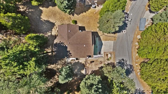 a close up of a street sign