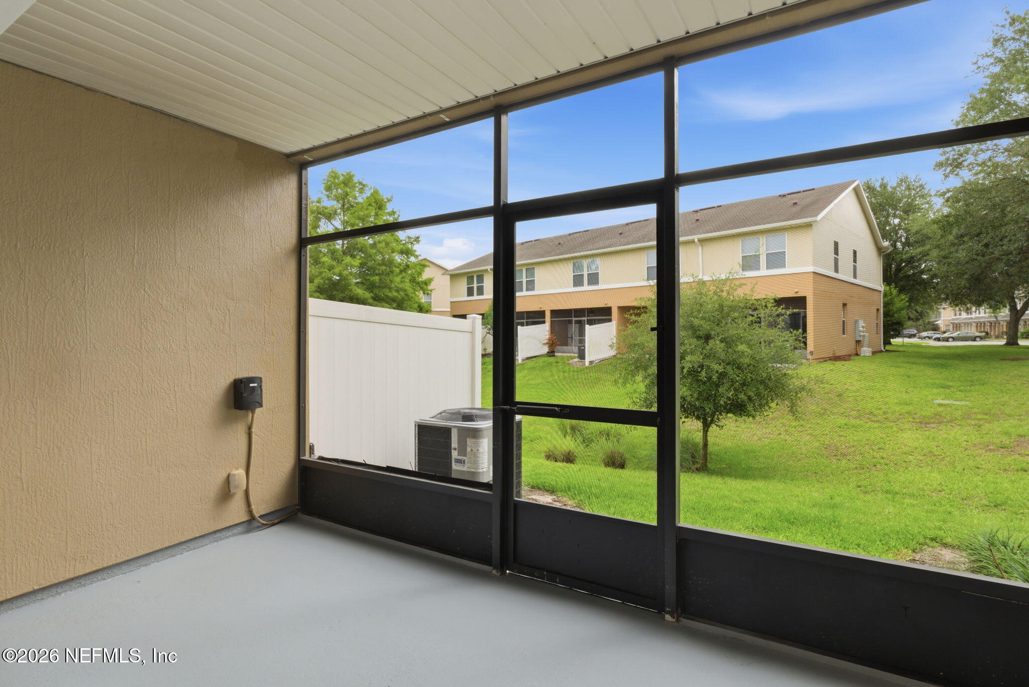 13061 Shallowater Road Jacksonville, FL 32258 - Photo 24 of 28 Screened in lanai
