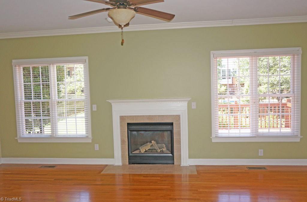 5250 Mountain View Road Winston-Salem, NC 27104 - Photo 2 of 26 Great room w/fireplace.
