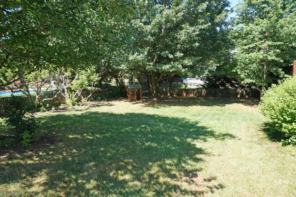 5250 Mountain View Road Winston-Salem, NC 27104 - Photo 24 of 26 Level & fully fenced backyard.