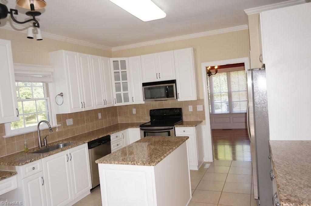 5250 Mountain View Road Winston-Salem, NC 27104 - Photo 6 of 26 Spacious kitchen with island.