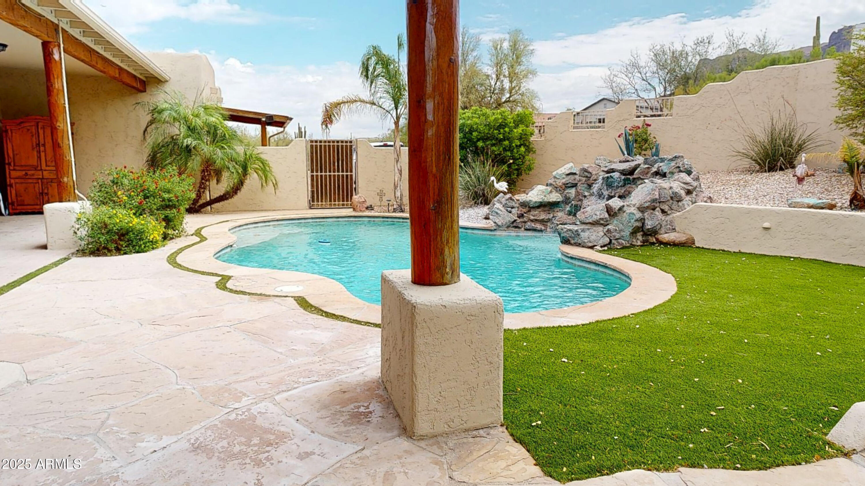 463 North Mountain View Road Apache Junction, AZ 85119 - Photo 4 of 20 POOL