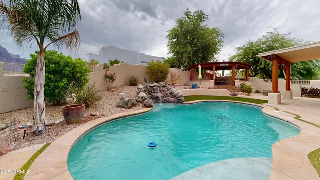 $749,900 | 463 North Mountain View Road, Apache Junction, AZ 85119