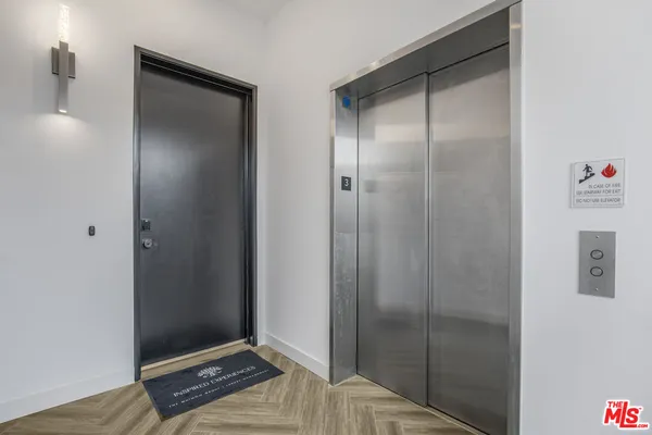 $17,950 | 10563 Ashton Avenue, Unit 3, Los Angeles, CA 90024