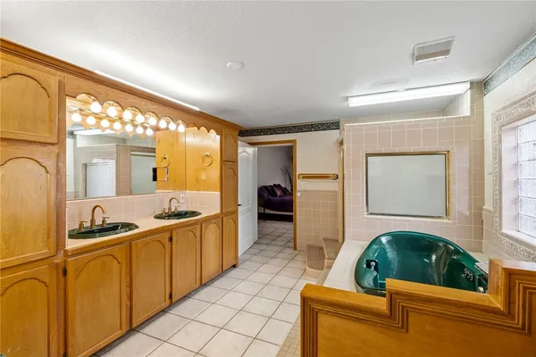 $594,000 | 230 Cr 3071, Orange Grove, TX 78372