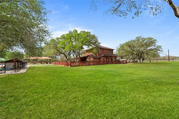 $594,000 | 230 Cr 3071, Orange Grove, TX 78372