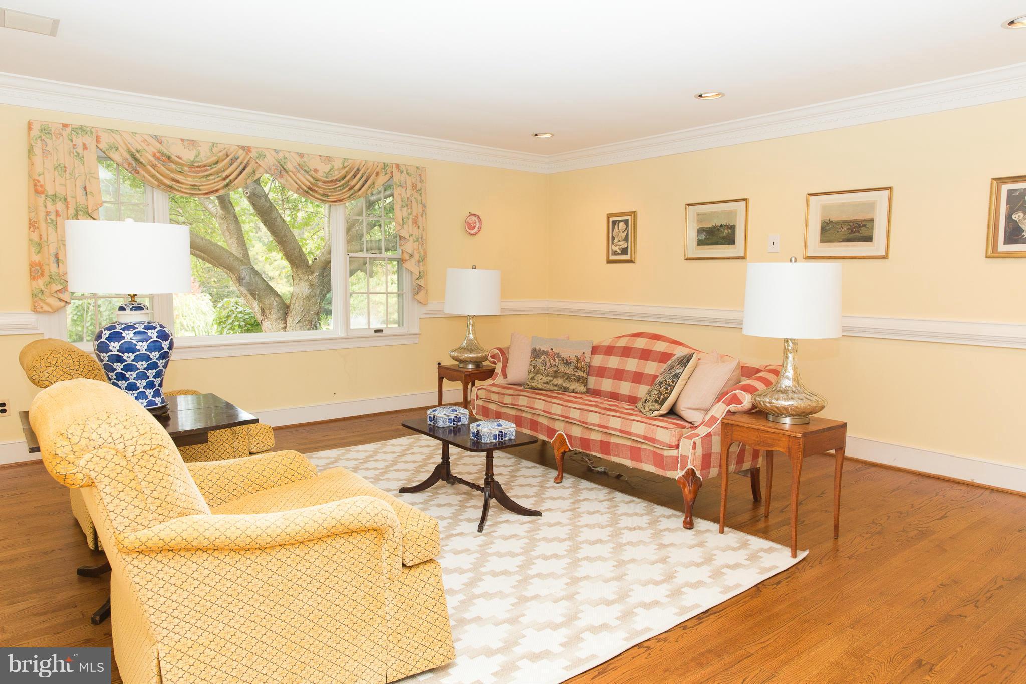 3206 Vance Road Monkton, MD 21111 - Photo 7 of 30 Spacious Living Room with a great view!