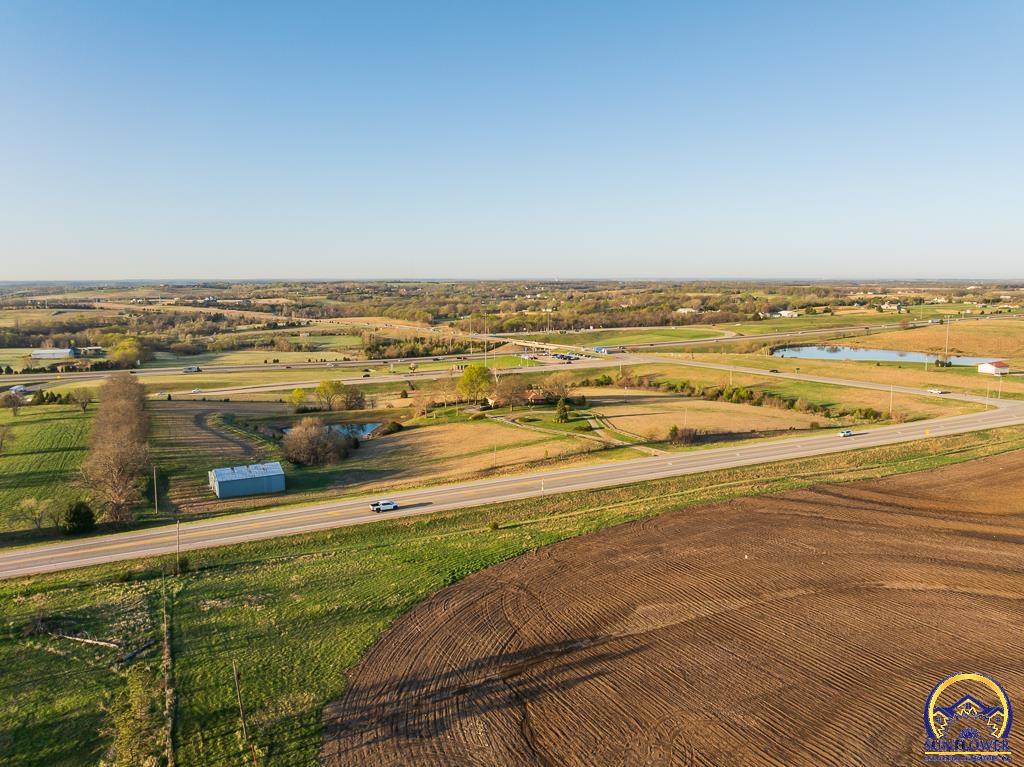 6800 Lakeview Road Lawrence, KS 66049 - Photo 28 of 65 Gallery Image 28