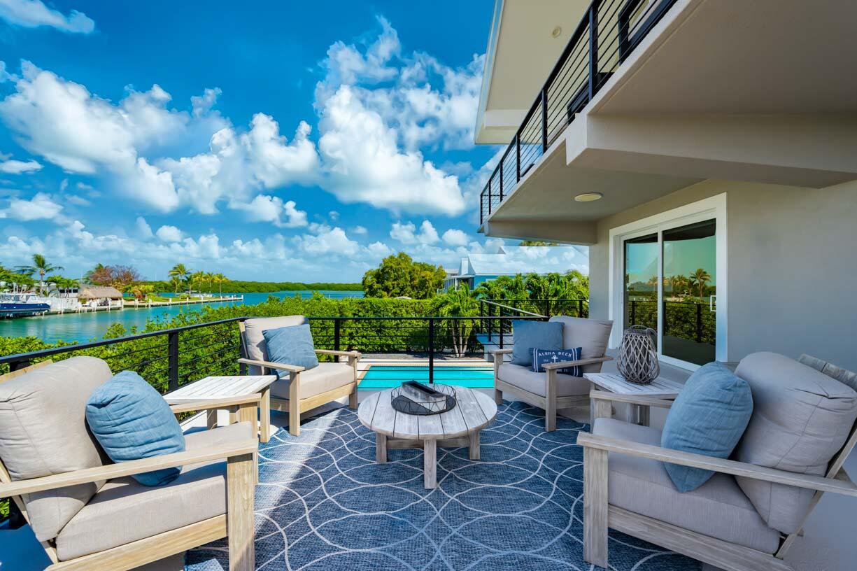 116 Ave G Marathon, FL 33050 - Photo 11 of 68 Back Deck