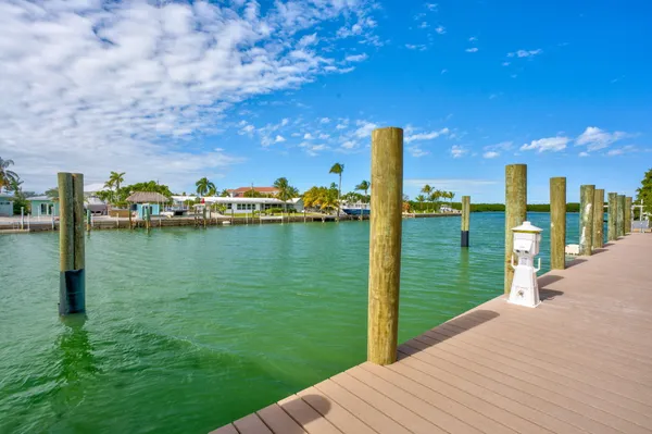 $4,900,000 | 116 Ave G, Marathon, FL 33050