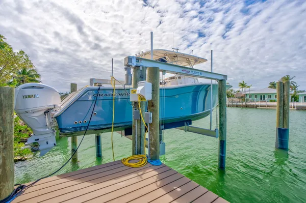 $4,900,000 | 116 Ave G, Marathon, FL 33050