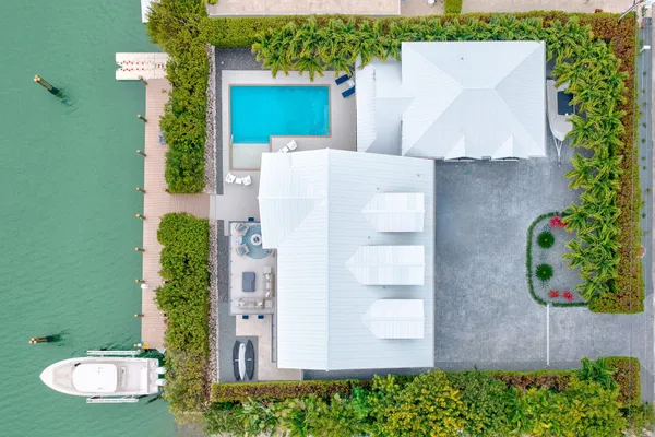 $4,900,000 | 116 Ave G, Marathon, FL 33050