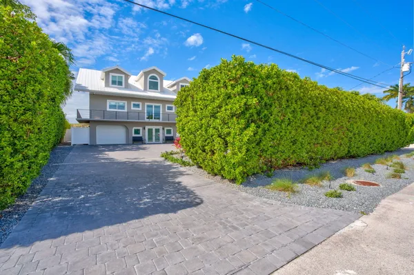 $4,900,000 | 116 Ave G, Marathon, FL 33050