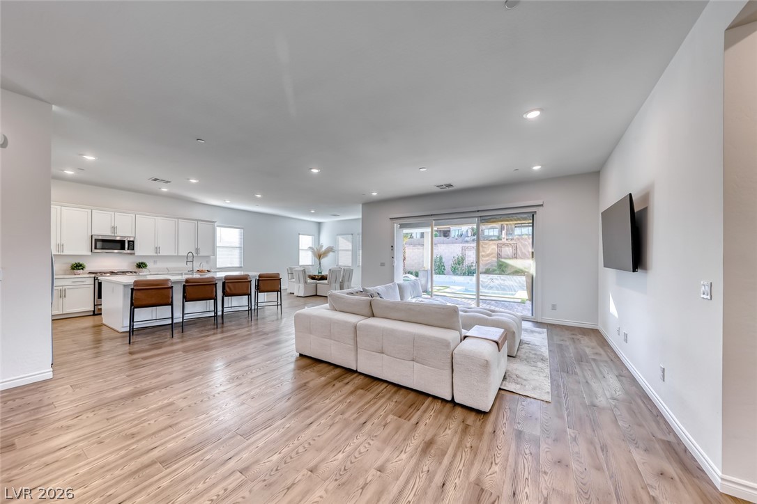 141 Juliette Pointe Lane Henderson, NV 89011 - Photo 25 of 67