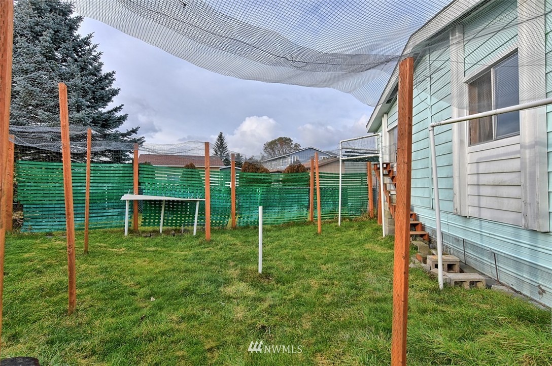 10013 Montana Road Everett, WA 98204 - Photo 16 of 22 Gallery Image 16