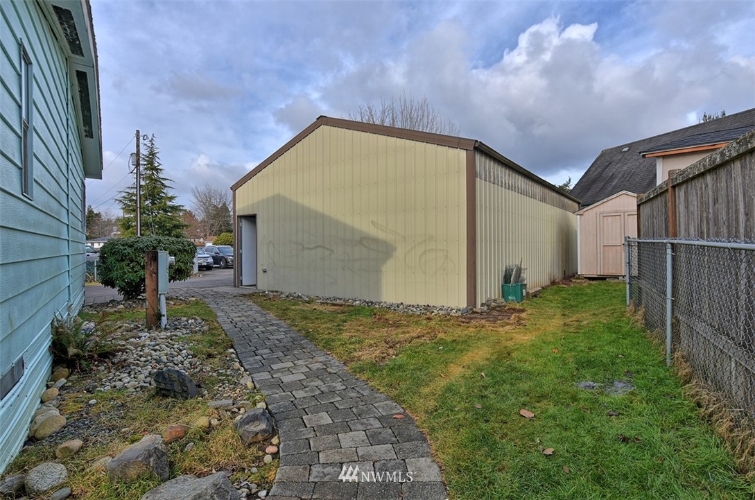 10013 Montana Road Everett, WA 98204 - Photo 17 of 22 Gallery Image 17