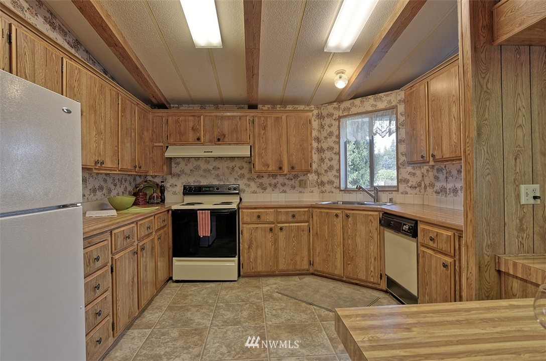 10013 Montana Road Everett, WA 98204 - Photo 9 of 22 Gallery Image 9