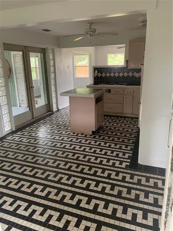 $280,000 | 1063 40th Street, Sarasota, FL 34234