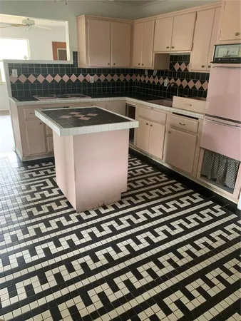 $280,000 | 1063 40th Street, Sarasota, FL 34234