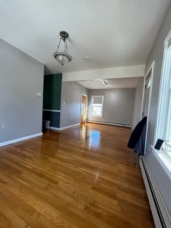 $1,850 | 54 Harris Street, Unit 2, Pawtucket, RI 02861