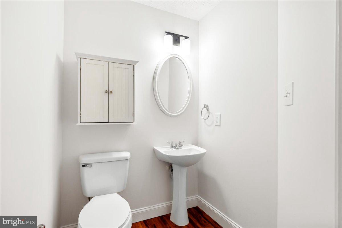6570 Ellington Way Frederick, MD 21703 - Photo 14 of 39 Main level half bath
