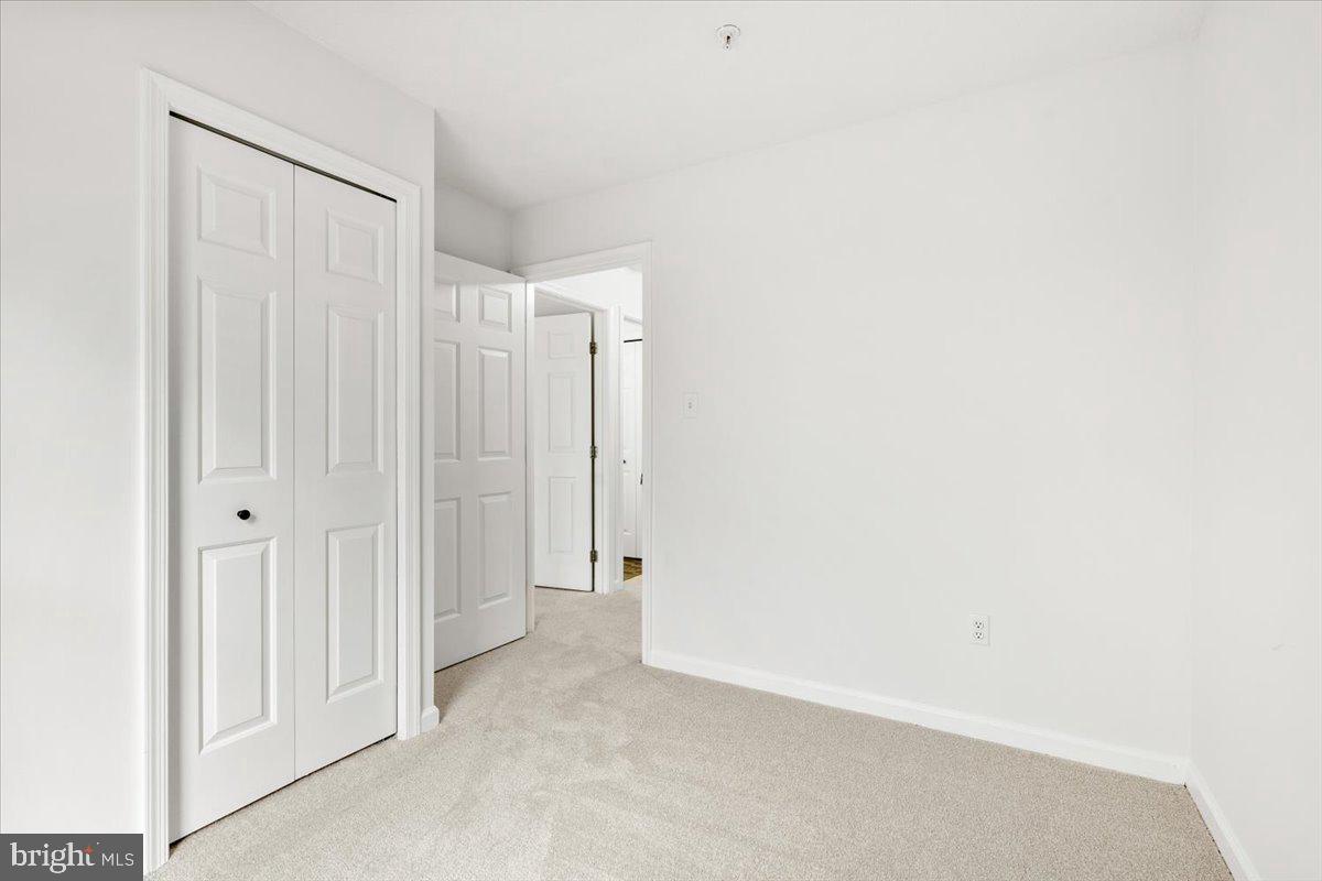 6570 Ellington Way Frederick, MD 21703 - Photo 24 of 39 Third bedroom