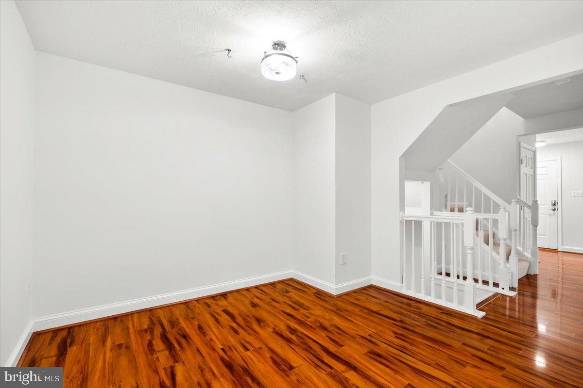 6570 Ellington Way Frederick, MD 21703 - Photo 10 of 39 Eat-in kitchen