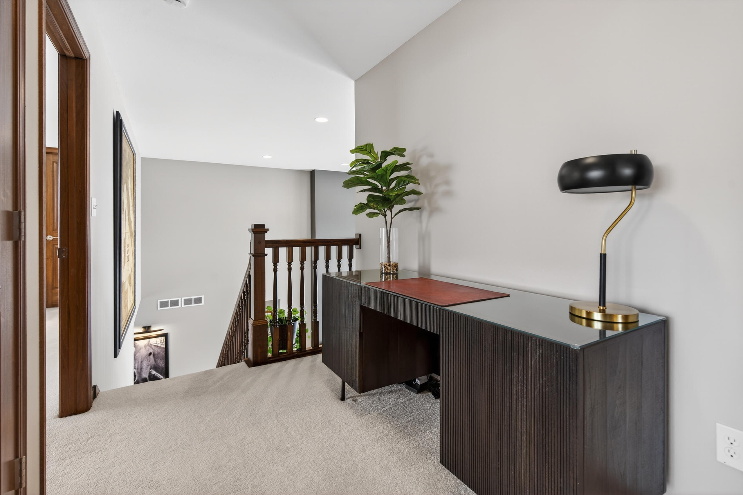 W79N417 Ridgeway Lane Cedarburg, WI 53012 - Photo 22 of 35 Second Floor