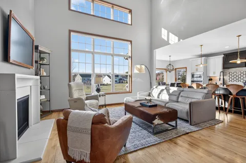 $1,039,900 | W79N417 Ridgeway Lane, Cedarburg, WI 53012