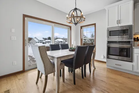 $1,039,900 | W79N417 Ridgeway Lane, Cedarburg, WI 53012