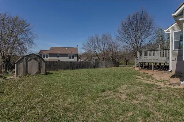 $409,000 | 824 South Elk Lane, Bonner Springs, KS 66012