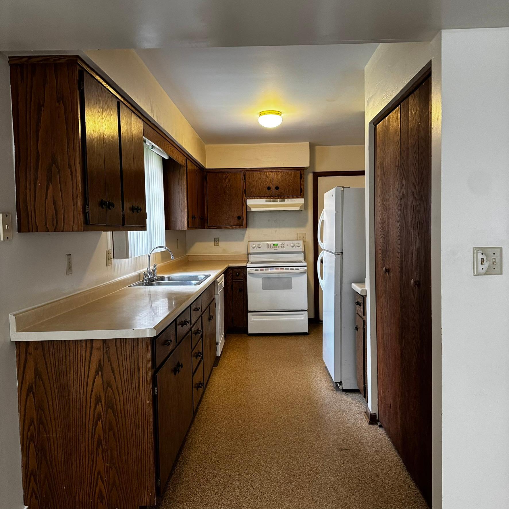 1821 28th Street Northwest Rochester, MN 55901 - Photo 4 of 22