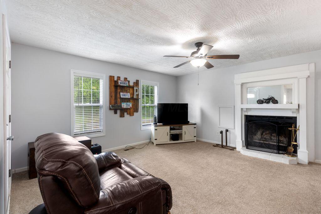 15186 Hartford Road Sunbury, OH 43074 - Photo 12 of 41 011A2328
