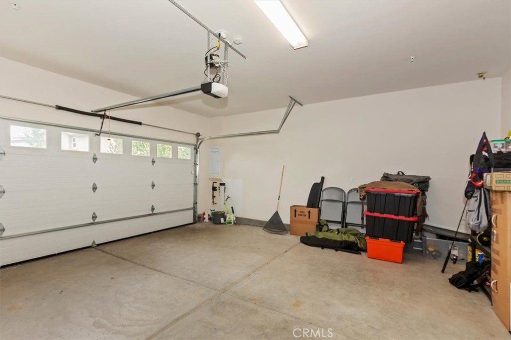 360 Elizabeth Court Rialto, CA 92377 - Photo 23 of 41