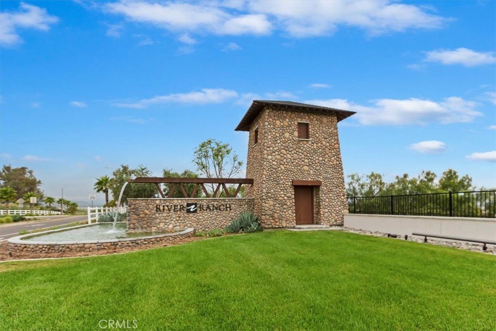 360 Elizabeth Court Rialto, CA 92377 - Photo 30 of 41