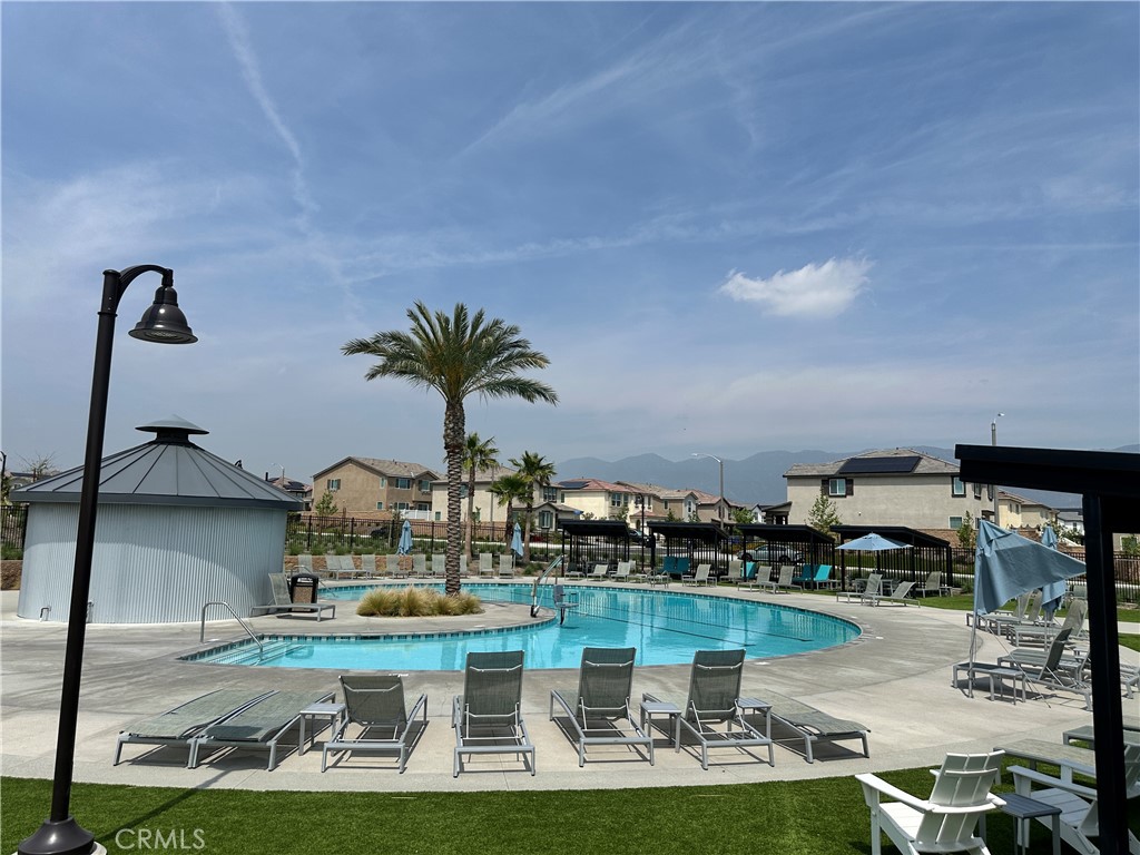 360 Elizabeth Court Rialto, CA 92377 - Photo 33 of 41