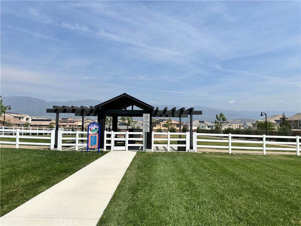 360 Elizabeth Court Rialto, CA 92377 - Photo 34 of 41