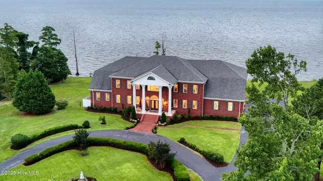 $1,895,000 | 136 Osprey Drive, Edenton, NC 27932