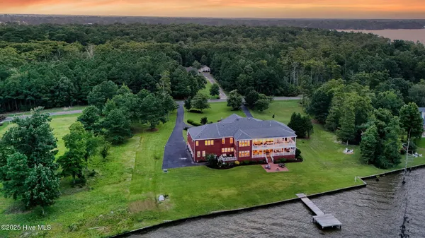 $1,895,000 | 136 Osprey Drive, Edenton, NC 27932