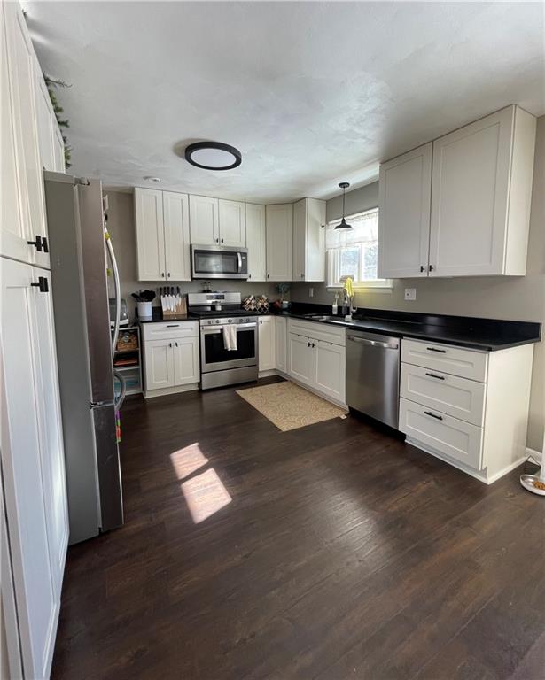 159 Marlene Road Beaver Falls, PA 15010 - Photo 2 of 16