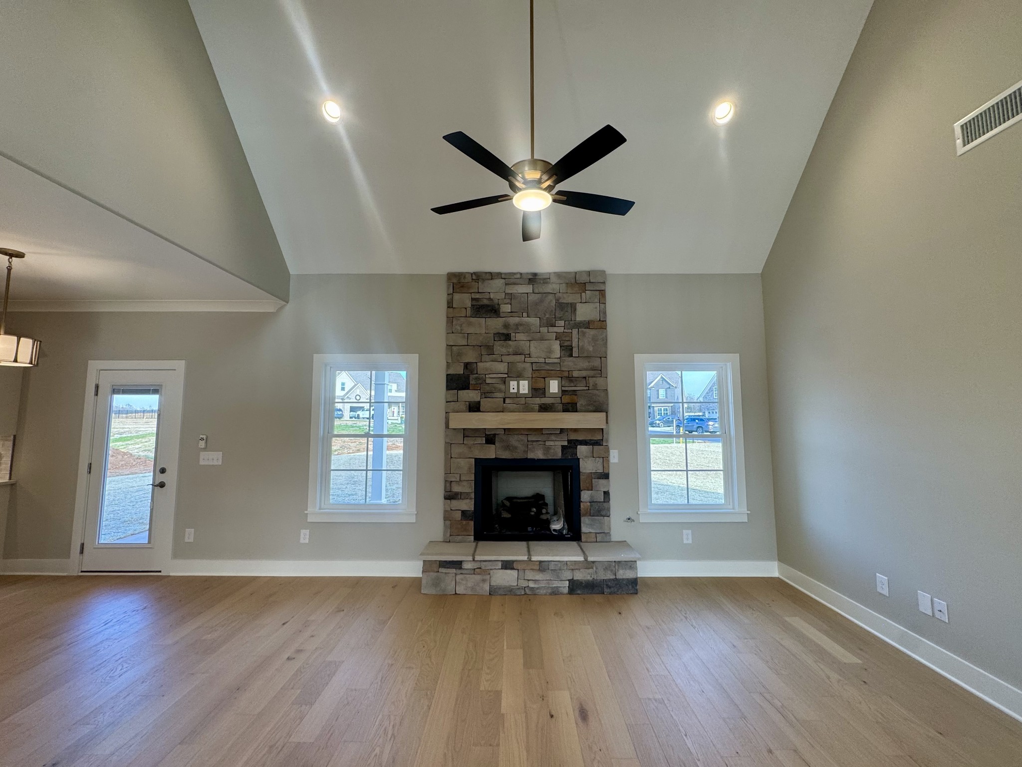 5609 Sinclair Street Murfreesboro, TN 37127 - Photo 8 of 24